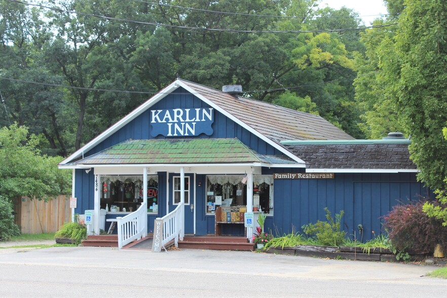 7484 Karlin Rd, Karlin, MI en venta - Foto del edificio - Imagen 1 de 13