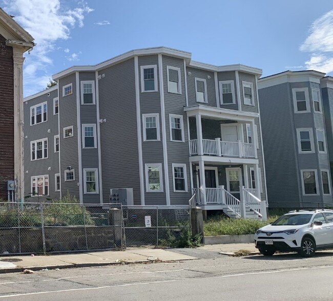 679 Columbia Rd, Dorchester, MA en venta - Foto del edificio - Imagen 3 de 29