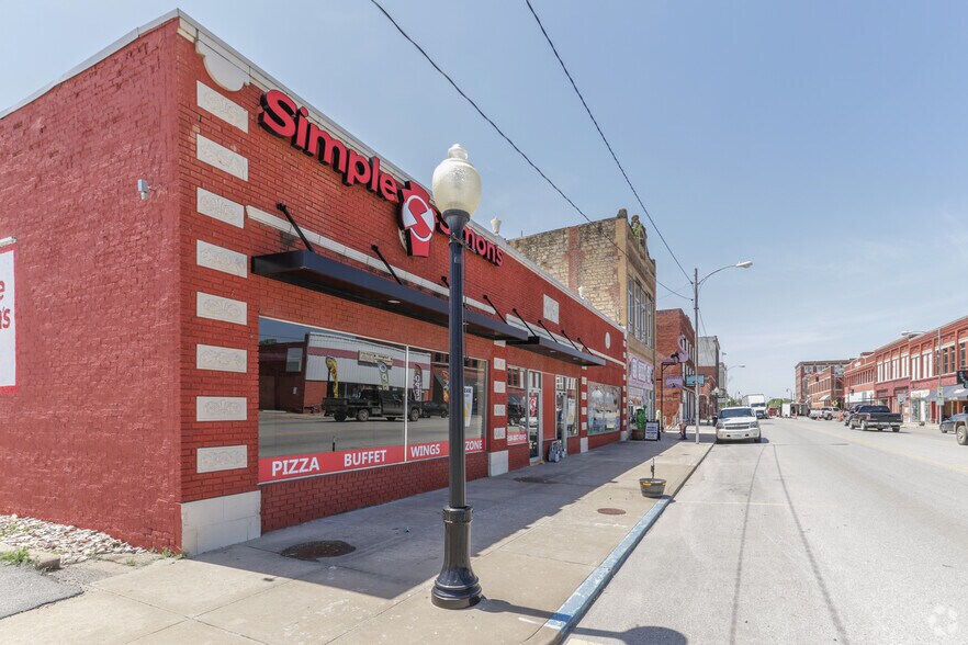 140 E Main St, Pawhuska, OK en venta - Foto del edificio - Imagen 2 de 11