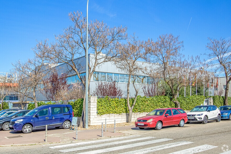 Nave en Torrejón de Ardoz, Madrid en alquiler - Foto del edificio - Imagen 3 de 54