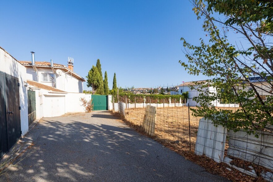 Terreno en Huétor Vega en venta - Foto del edificio - Imagen 3 de 19
