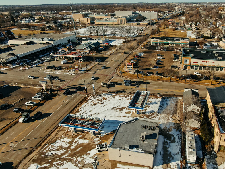 171 N Main St, Fond Du Lac, WI en venta - Vista aérea - Imagen 2 de 20