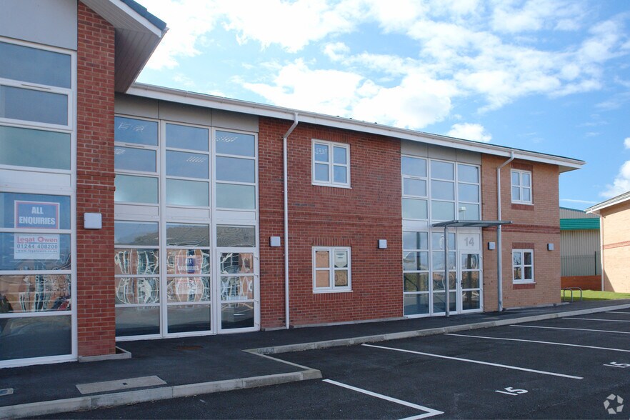 Inward Way, Ellesmere Port en venta - Foto del edificio - Imagen 3 de 3