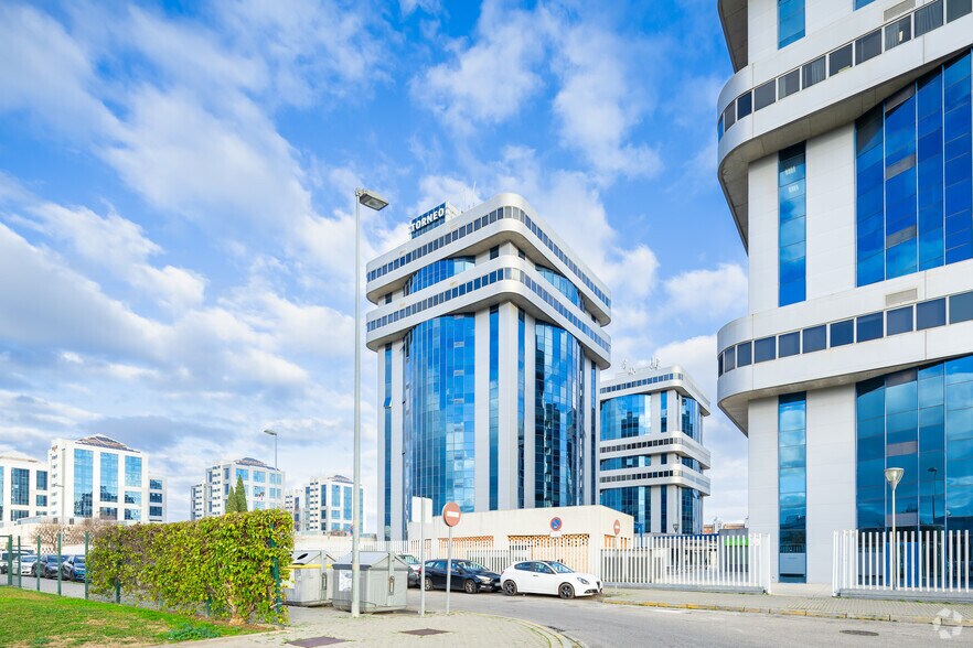 Calle Astronomía, 1, Sevilla, Sevilla en venta - Foto del edificio - Imagen 3 de 10