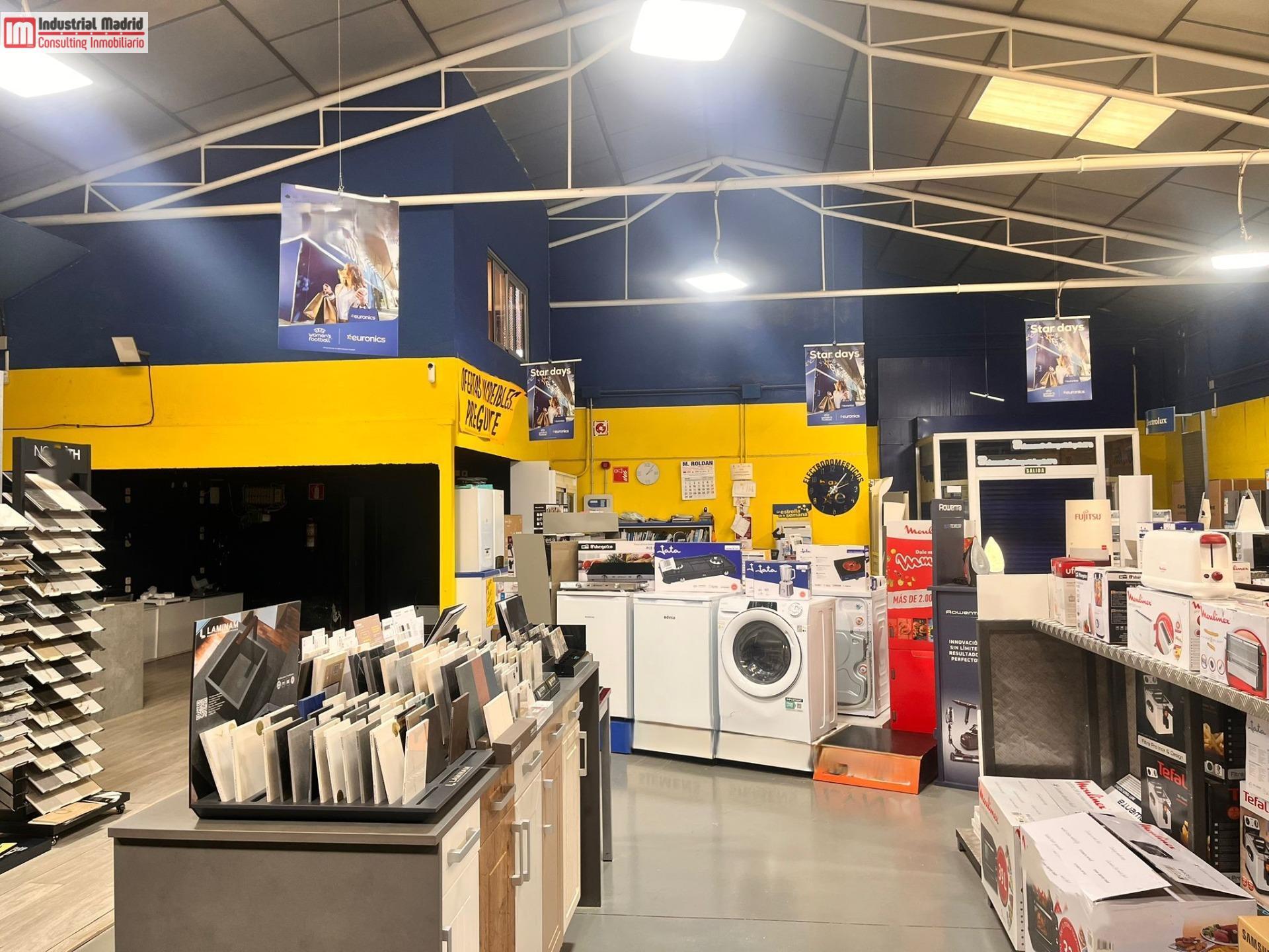 Polígono Paracuellos del Jarama cartera de 2 inmuebles en venta en LoopNet.es Foto del interior- Imagen 1 de 8