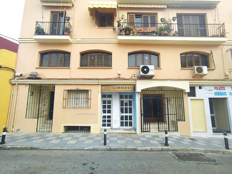 Local en Algeciras, Cádiz en venta - Foto del edificio - Imagen 2 de 11