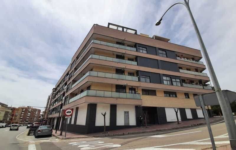 Carrer Marín Lázaro, Utiel, Valencia en venta Foto del edificio- Imagen 1 de 12