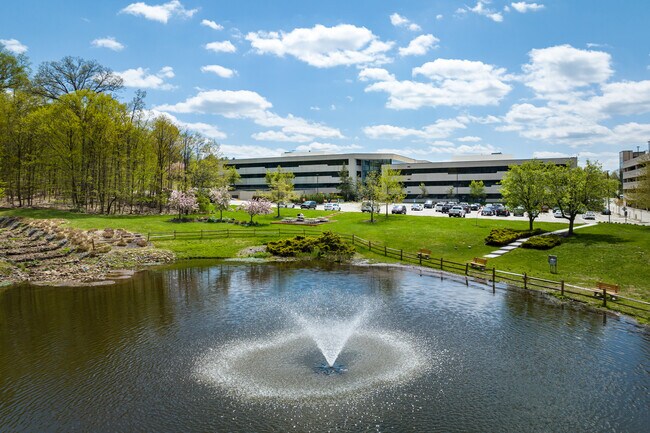 Más detalles de 290 W Mount Pleasant Ave, Livingston, NJ - Oficina en alquiler