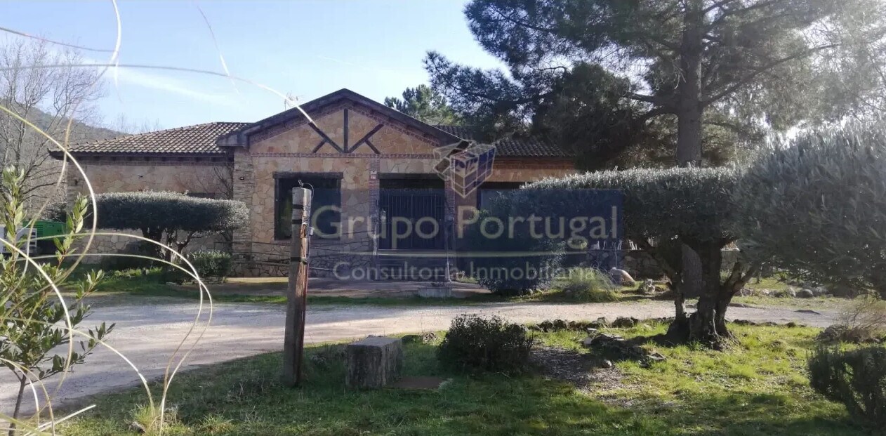 Local en Santa María del Tiétar, Ávila en venta Foto del edificio- Imagen 1 de 8