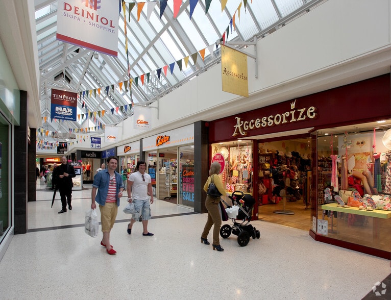 High St, Bangor en alquiler - Foto del edificio - Imagen 2 de 5