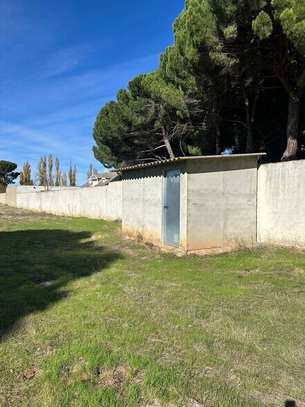 Calle Juan Ramón Jiménez, 19, Simancas, Valladolid en venta - Foto del edificio - Imagen 1 de 18