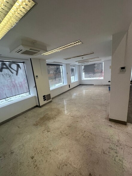 View Photo