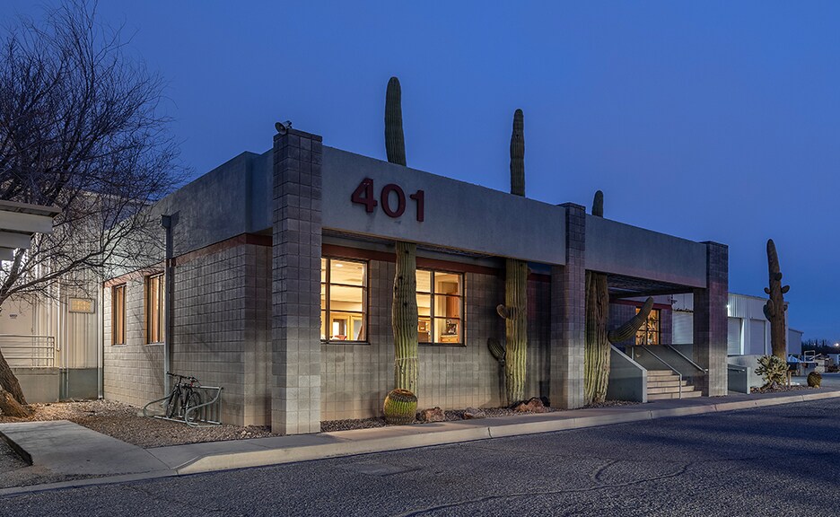 401-415 E. Irvington Rd cartera de 2 inmuebles en venta en LoopNet.es - Foto del edificio - Imagen 3 de 9