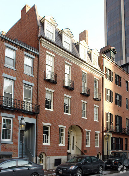 10 Derne St, Boston, MA en alquiler - Foto del edificio - Imagen 2 de 22