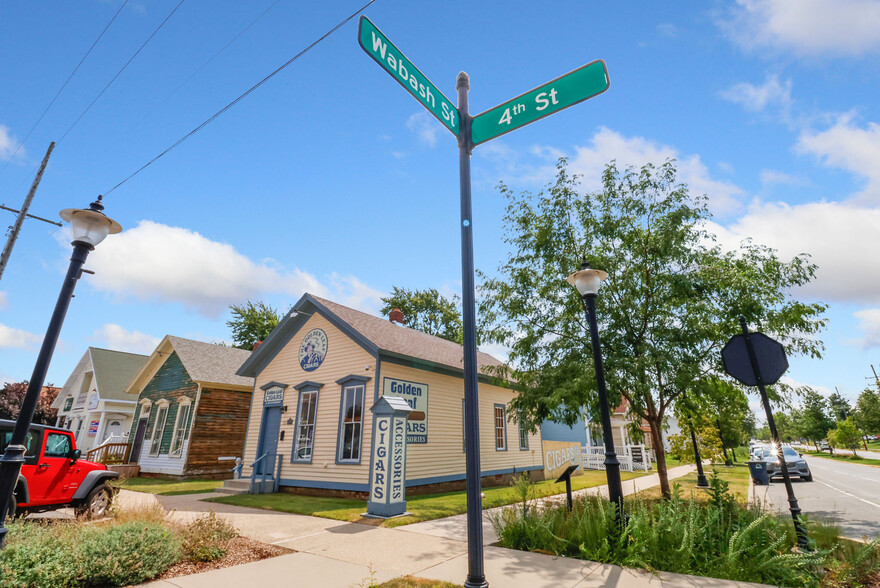 410 Wabash St, Michigan City, IN en venta - Foto del edificio - Imagen 3 de 30