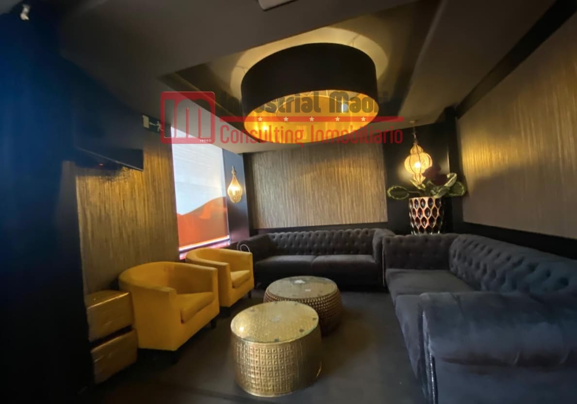 Madrid, MAD 28032 -  -  - Foto del interior - Image 1 of 4