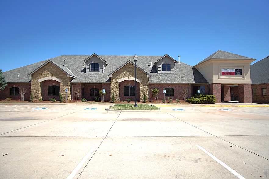 1468 N Mustang Rd, Mustang, OK en alquiler - Foto del edificio - Imagen 1 de 15