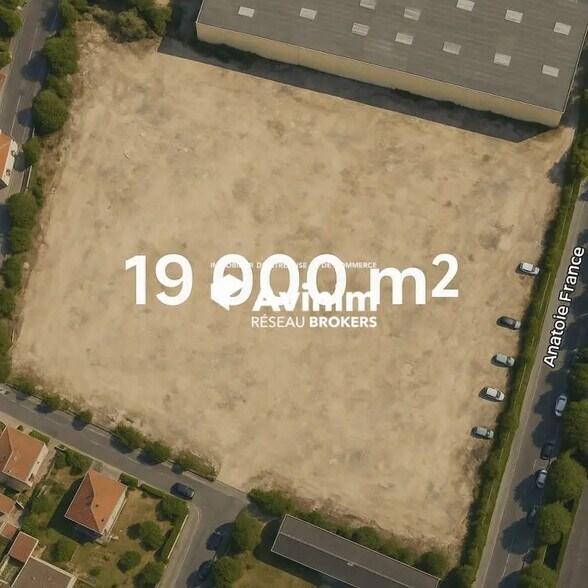 Terreno en La Courneuve en alquiler - Foto del edificio - Imagen 1 de 3
