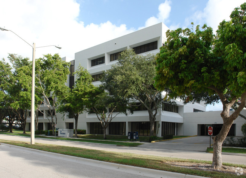 1615 Forum Pl, West Palm Beach, FL en venta - Foto principal - Imagen 1 de 19