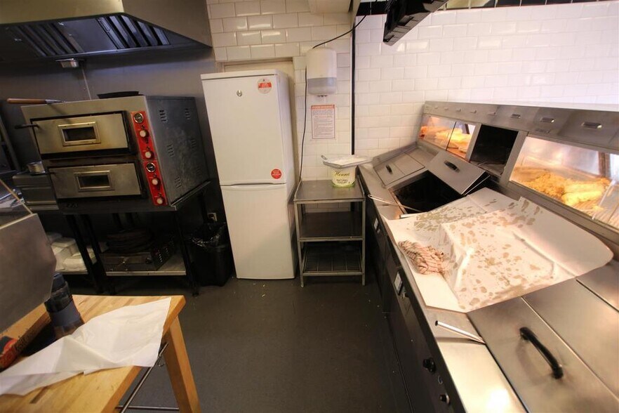 327 Welbeck Rd, Newcastle Upon Tyne en alquiler - Foto del edificio - Imagen 3 de 12