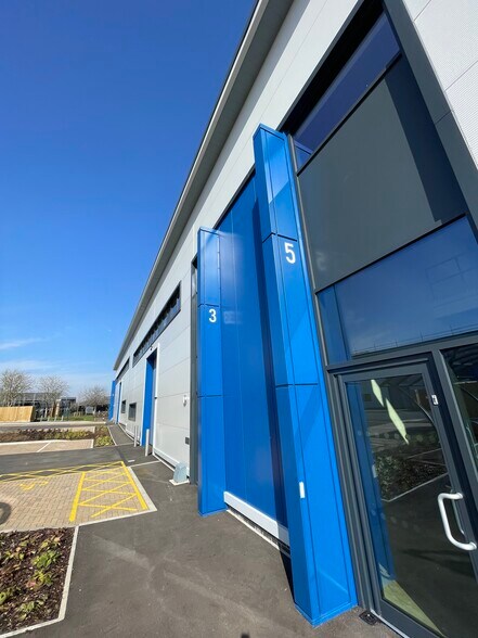 Stanton Harcourt Rd, Eynsham en alquiler - Foto del edificio - Imagen 2 de 3