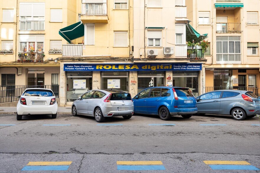 Calle Ángel Barrios, 3, Granada, Granada en venta - Foto del edificio - Imagen 3 de 32