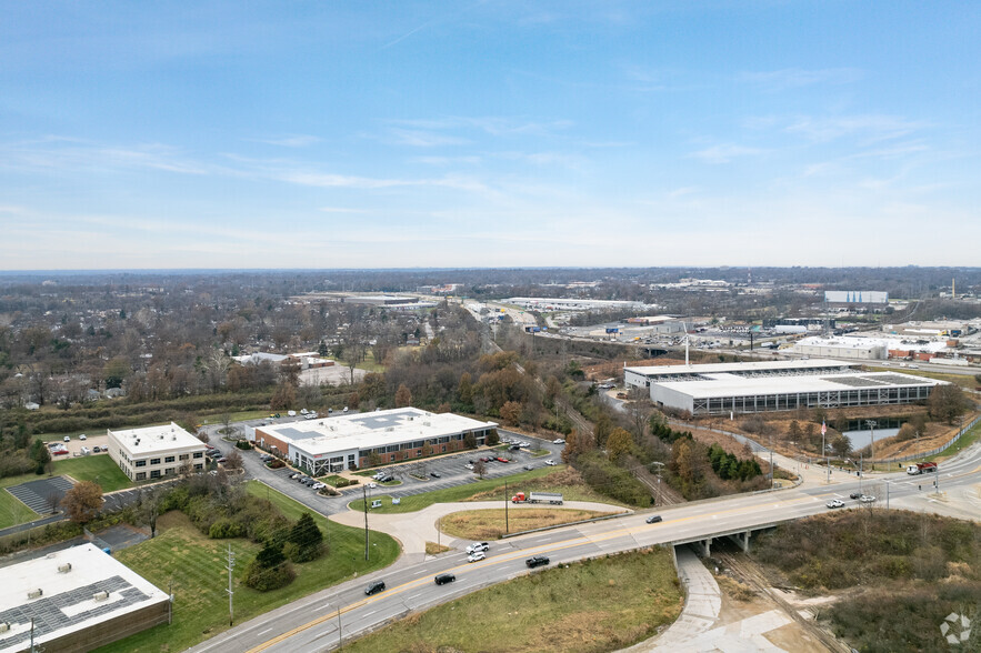 8610 Page Ave, Overland, MO en alquiler - Vista aérea - Imagen 2 de 4