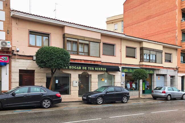 Más detalles de Avenida Estación, 51, Torrijos - Local en venta