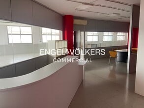 Nave en Sant Just Desvern, Barcelona en alquiler Foto del interior- Imagen 1 de 33