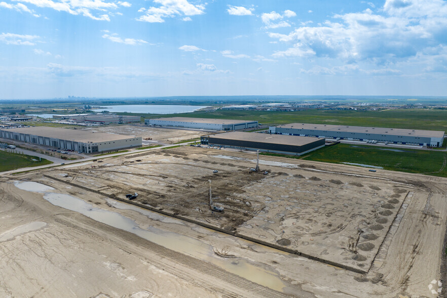 30 High Plains Trl, Calgary, AB en alquiler - Foto del edificio - Imagen 2 de 5