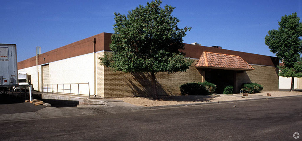 5620-5624 N 53rd Ave, Glendale, AZ en alquiler - Foto del edificio - Imagen 2 de 6