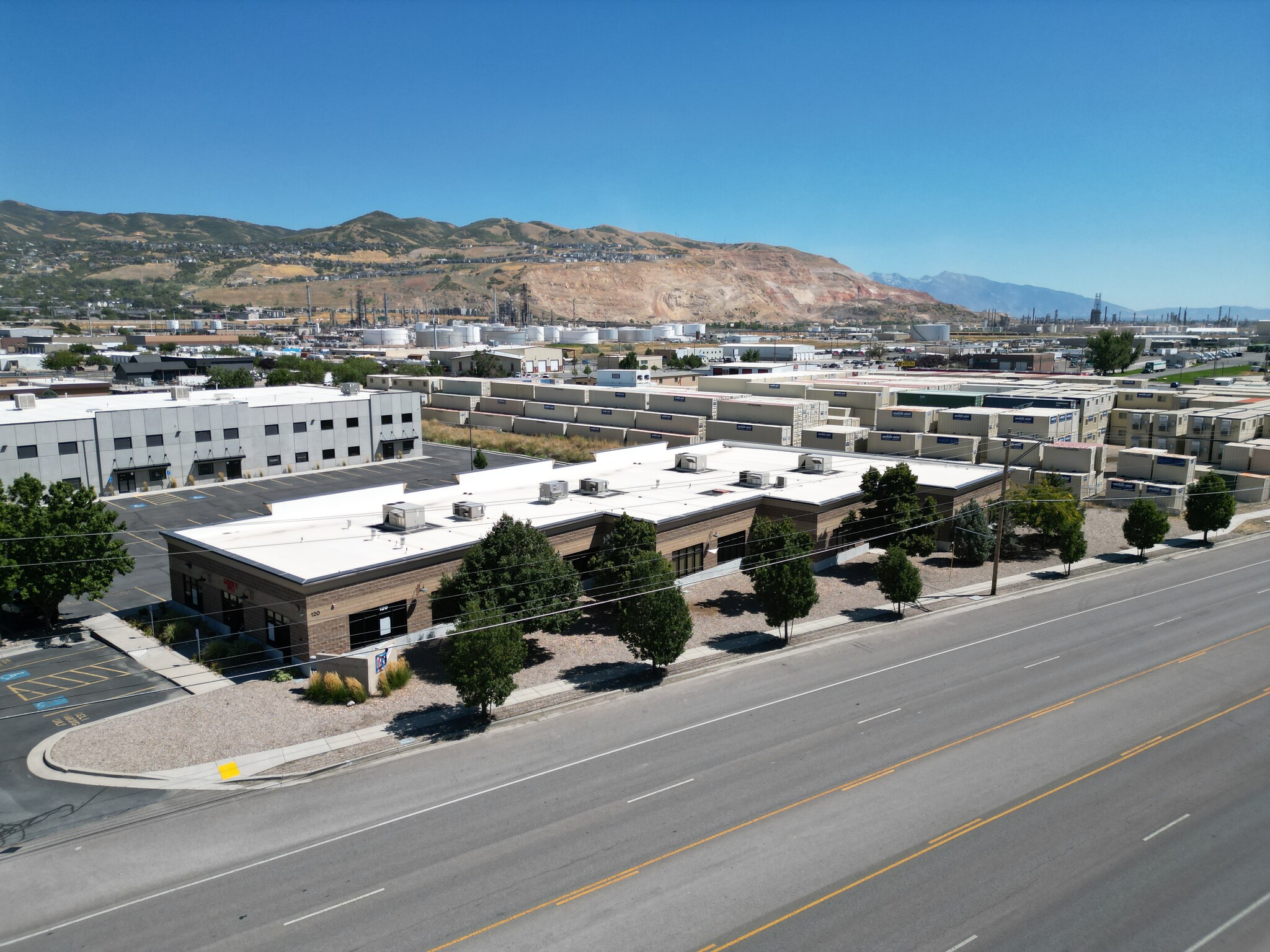 200 N Redwood Rd, North Salt Lake, UT en alquiler Foto del edificio- Imagen 1 de 6