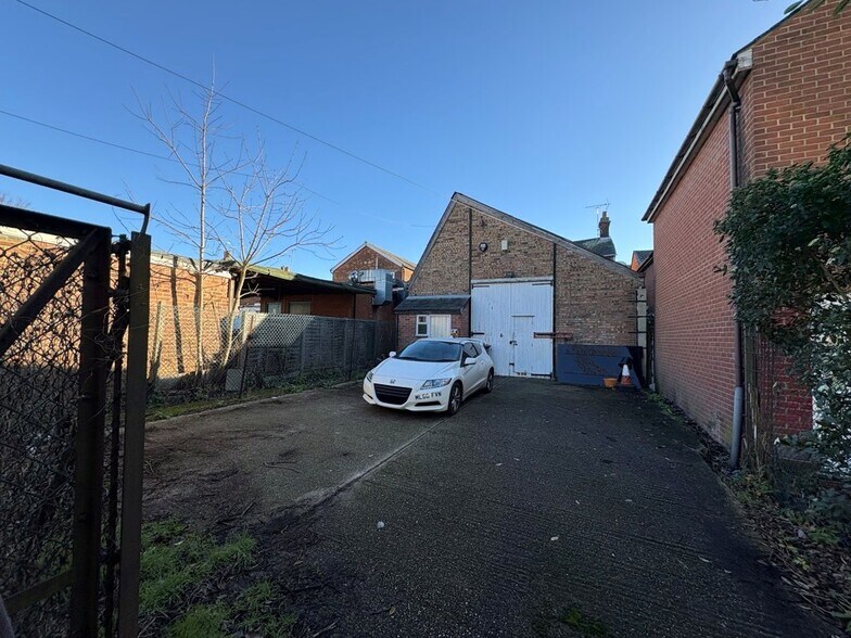 143-145 Springfield Rd, Chelmsford en venta - Foto del edificio - Imagen 2 de 4