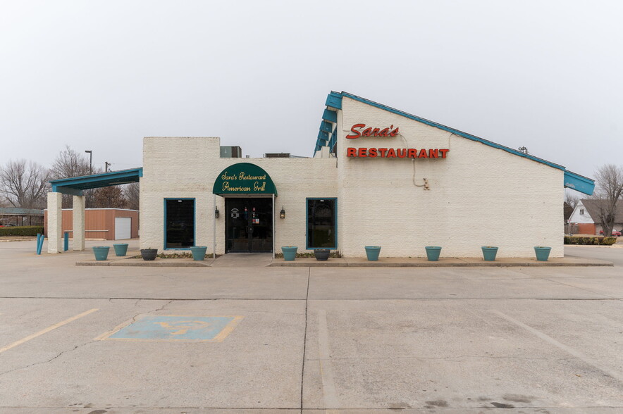 3731 SE 15th St, Del City, OK en venta - Foto del edificio - Imagen 1 de 36