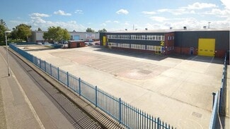 Más detalles de Admiral Park, Portsmouth - Nave en alquiler