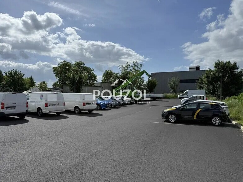 Local en Aubière en venta - Foto del edificio - Imagen 3 de 12