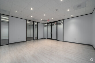 6671 Southwest Fwy, Houston, TX en alquiler Foto del interior- Imagen 2 de 5