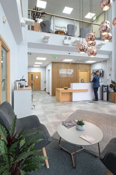 4 Coop Pl, Bradford en alquiler - Foto del edificio - Imagen 3 de 6