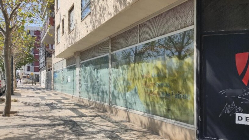 Edificio residencial en Zaragoza, Zaragoza en venta - Foto del edificio - Imagen 2 de 12