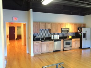 21 Battery Park Ave, Asheville, NC en alquiler Foto del interior- Imagen 2 de 5