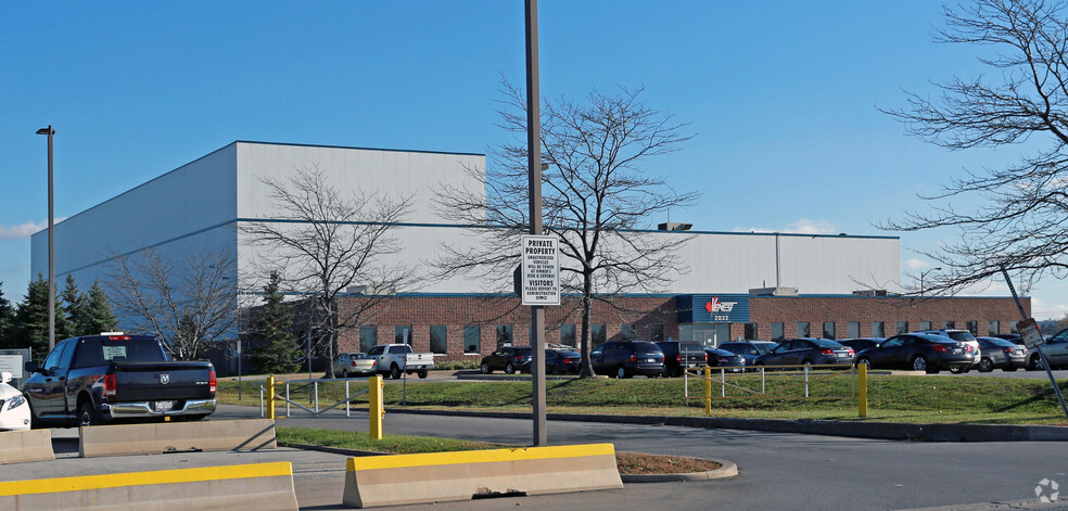 2032 First St Louth, St Catharines, ON en alquiler - Foto del edificio - Imagen 2 de 3