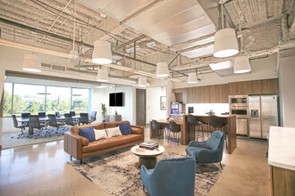 400 Corporate Pointe, Culver City, CA en alquiler Foto del interior- Imagen 2 de 7