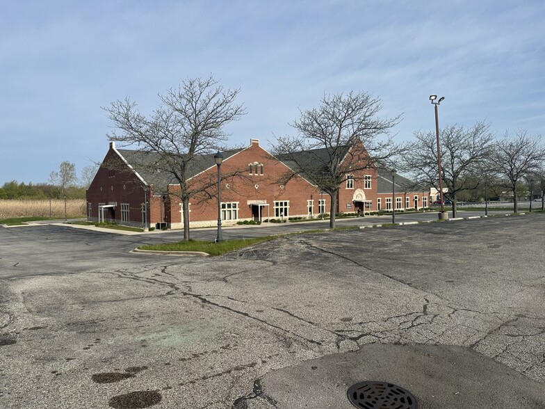 8510-8528 Broadway, Merrillville, IN en alquiler - Foto del edificio - Imagen 3 de 16