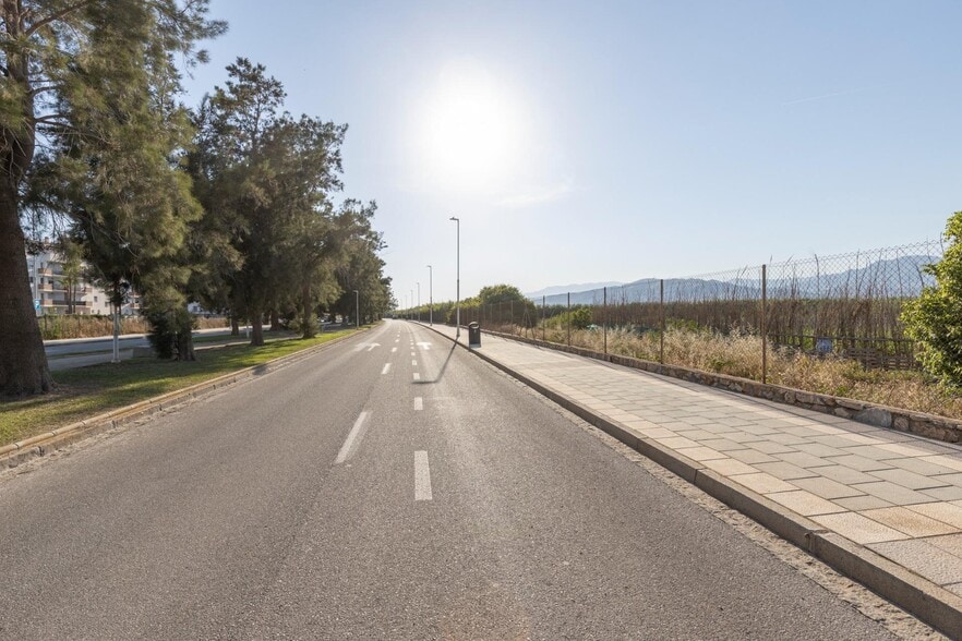Lugar Sus Pla 2 (Pol-20), 157, Motril, Granada en venta - Foto del edificio - Imagen 2 de 24