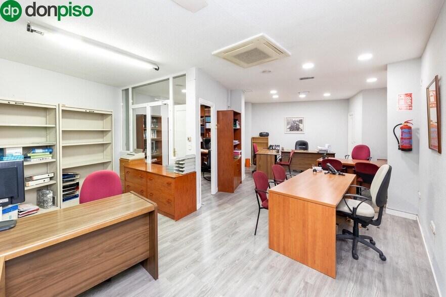 Calle Nazaríes, Granada, Granada en venta - Foto del interior - Imagen 3 de 22
