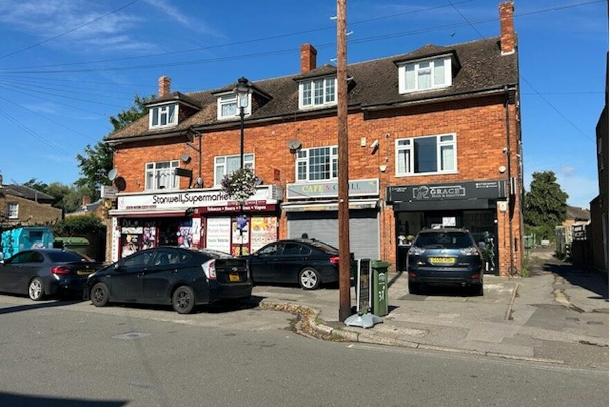 35 High St, Staines en alquiler - Foto del edificio - Imagen 1 de 1