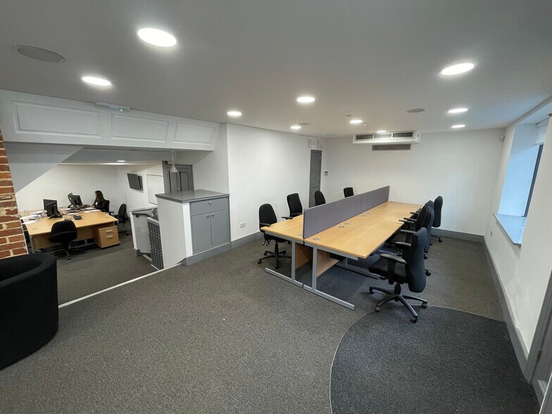 40 High St, West Malling en alquiler - Foto del edificio - Imagen 2 de 3