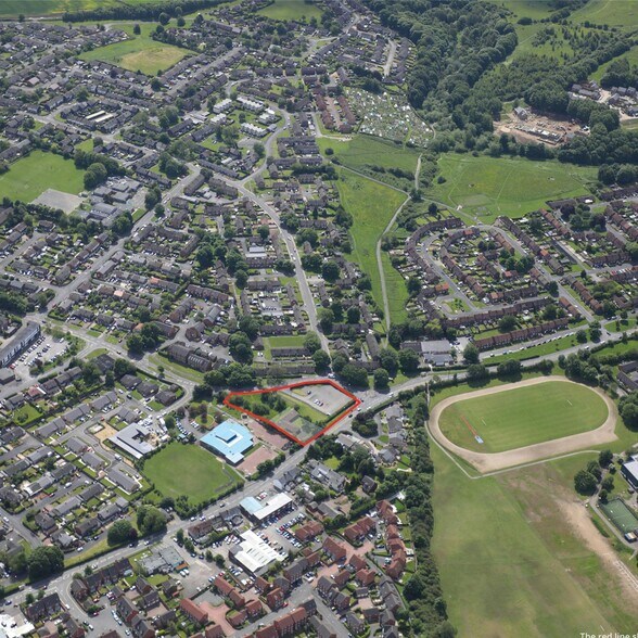 26 Carr House Dr, Durham en venta - Foto del edificio - Imagen 2 de 8