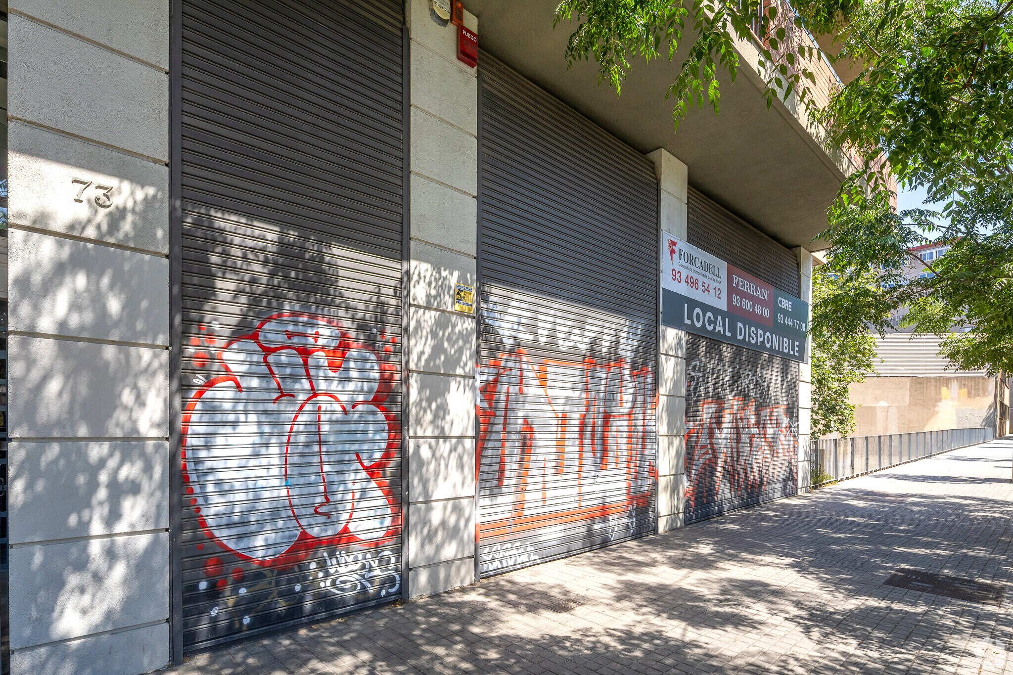 Edificio residencial en Barcelona, Barcelona en venta Foto del edificio- Imagen 1 de 4