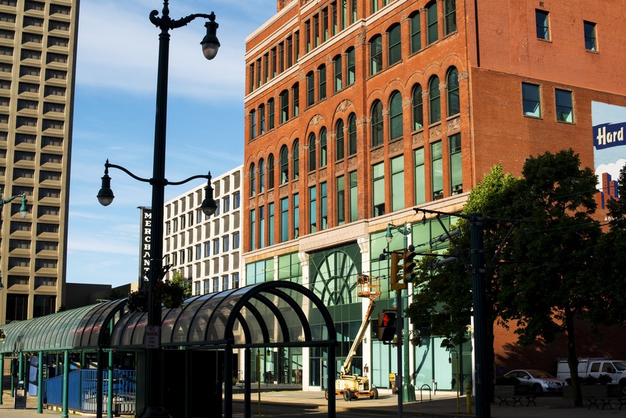 268 Main St, Buffalo, NY en alquiler - Foto del edificio - Imagen 2 de 12